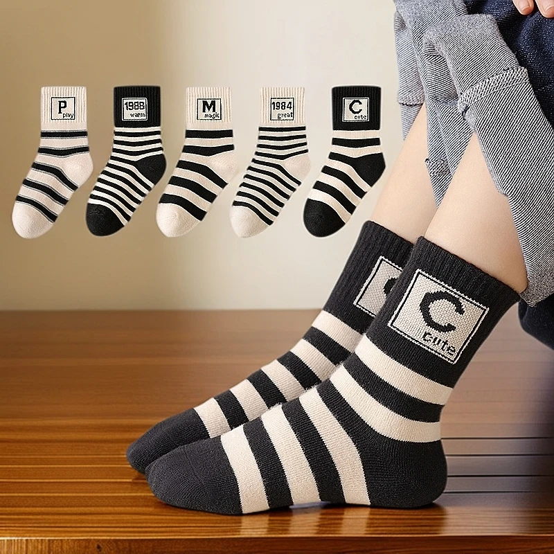 儿童袜子男童女童中筒袜秋冬男女宝宝袜2-16岁儿童韩版学生袜