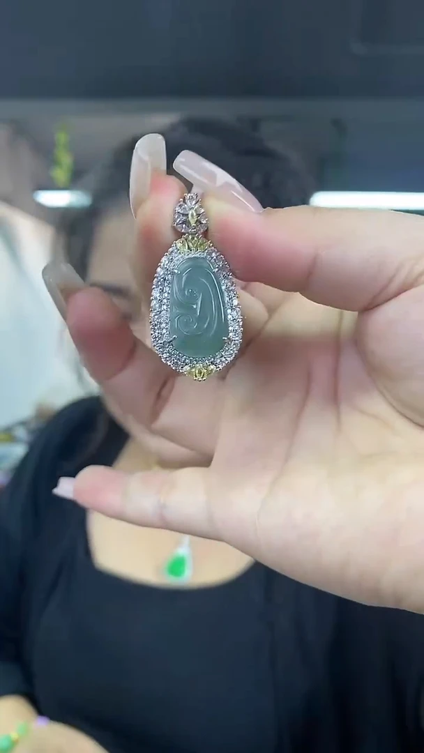 翡翠未镶嵌吊坠(不含链)多样性发其一颜色微差