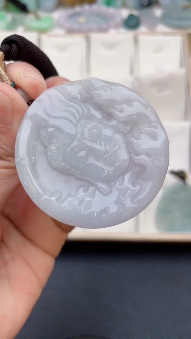 颈饰未镶嵌翡翠天然缅甸翡翠A货75