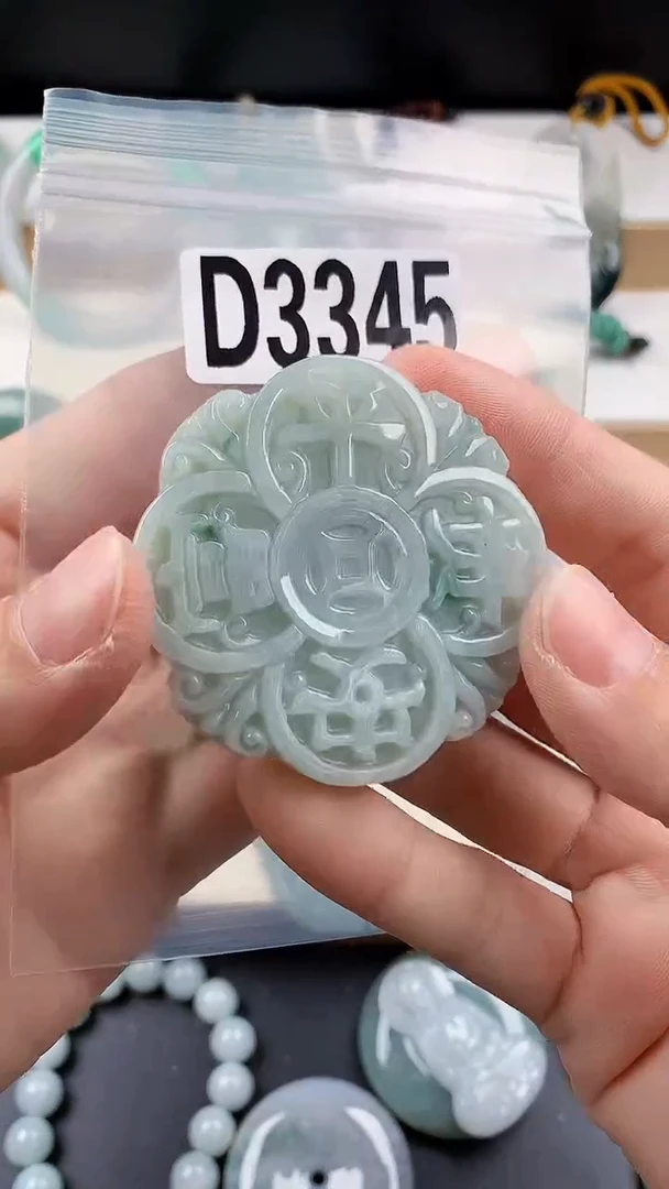 颈饰未镶嵌翡翠天然翡翠吊坠挂件