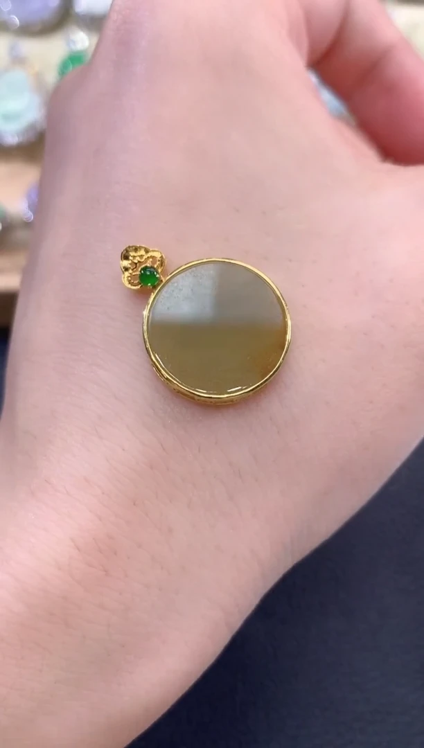 吊坠(不含链)18K金镶嵌翡翠夏日珠宝A25