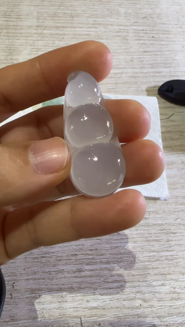 未镶嵌定制翡翠豆子