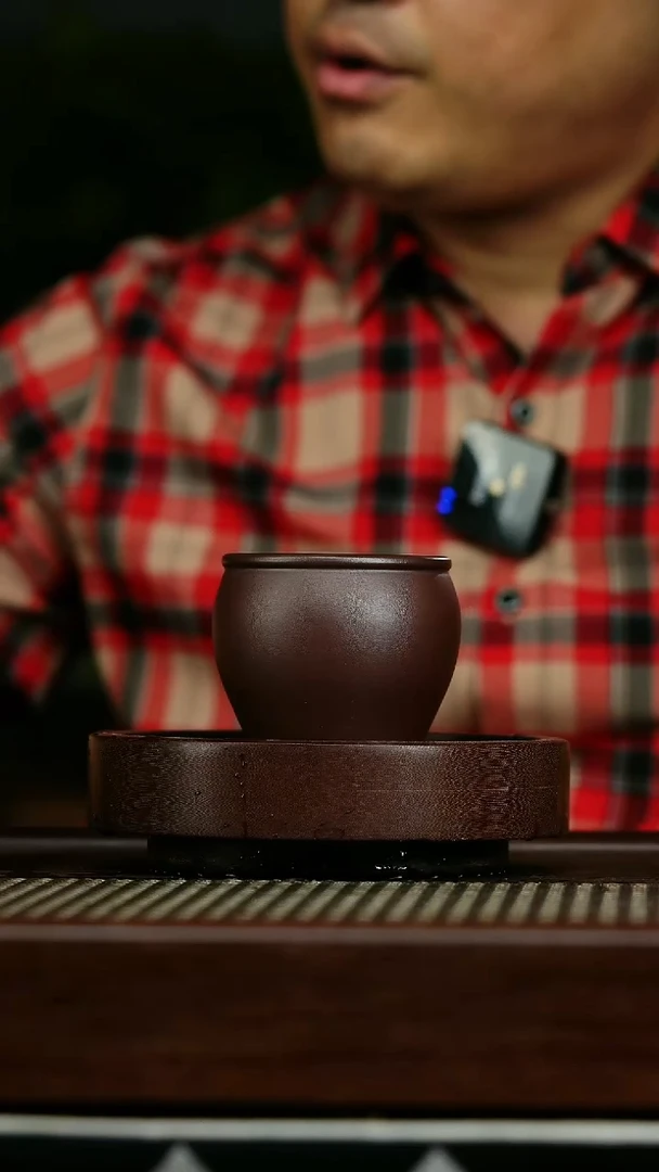 茶壶紫砂v25石红压手缸