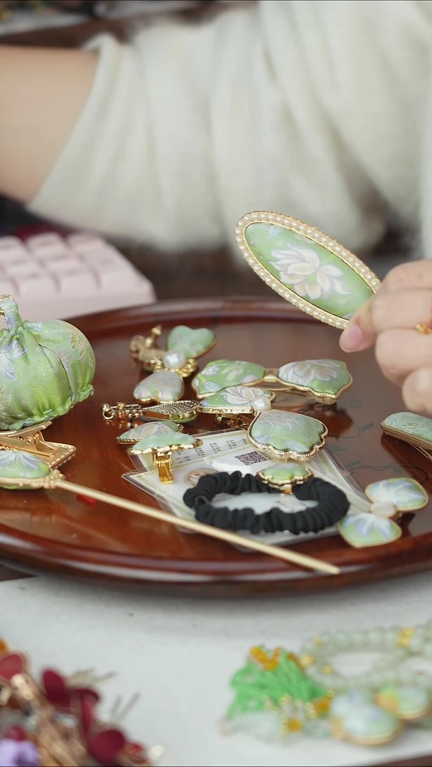 刺绣闪购纯手工非遗国风饰品