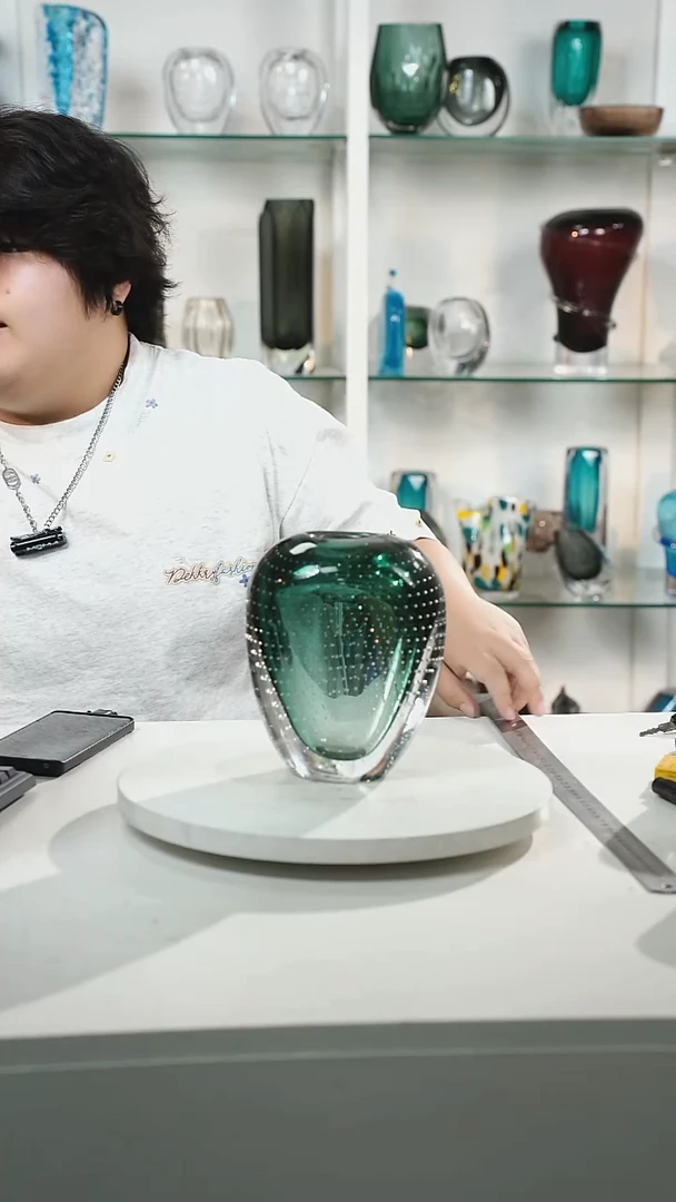 18高轻奢琉璃花器正常手工痕迹