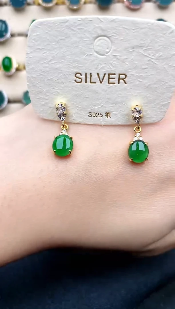 【闪购商品】翡翠戒指银S925镶嵌....