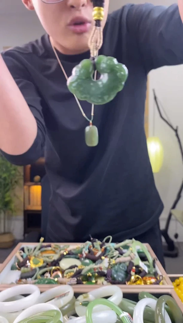 颈饰未镶嵌和田玉多样性拍一发一  105