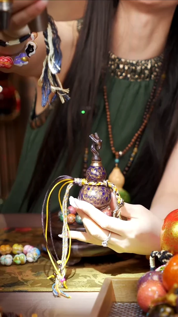 257 易林大漆开口小葫芦----328