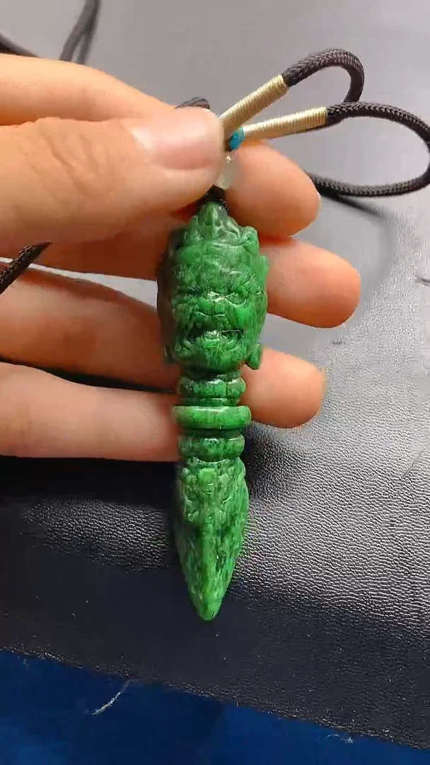 颈饰未镶嵌翡翠天然缅甸a货翡翠