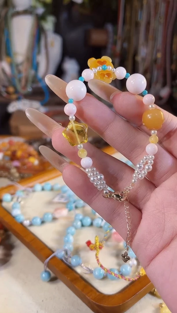 【闪购商品】蜜蜡手链未镶嵌多样性发货其一