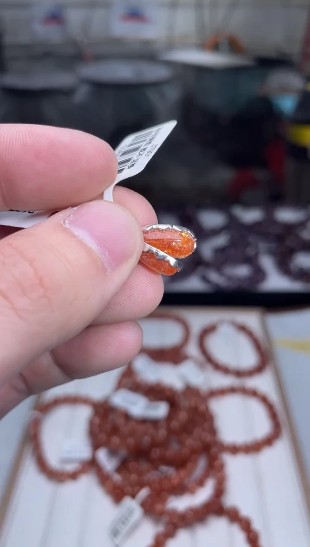 【闪购商品】未镶嵌吊坠(不含链)长石金太阳水滴