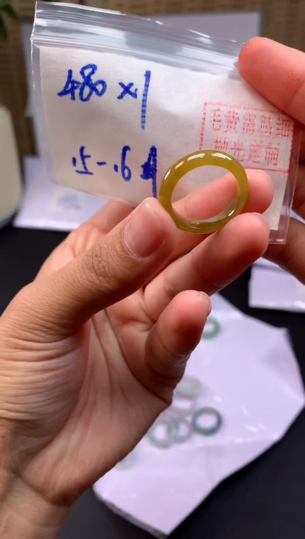 【闪购商品】定制翡翠未镶嵌戒圈#480元-毛货需精细抛光