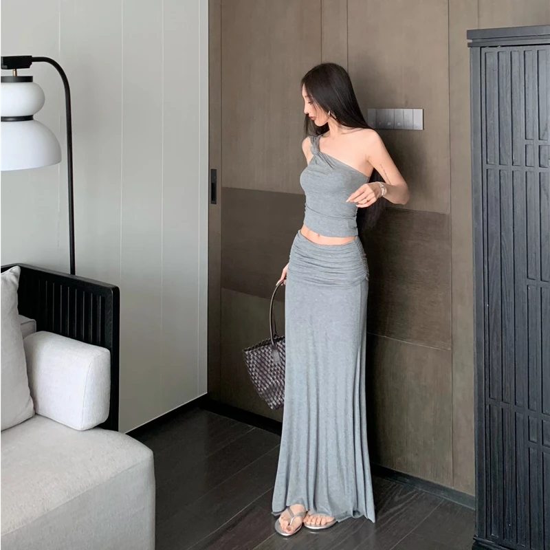 洋气纯欲气质辣妹设计感斜肩抹胸夏季背心上衣半身裙套装22678