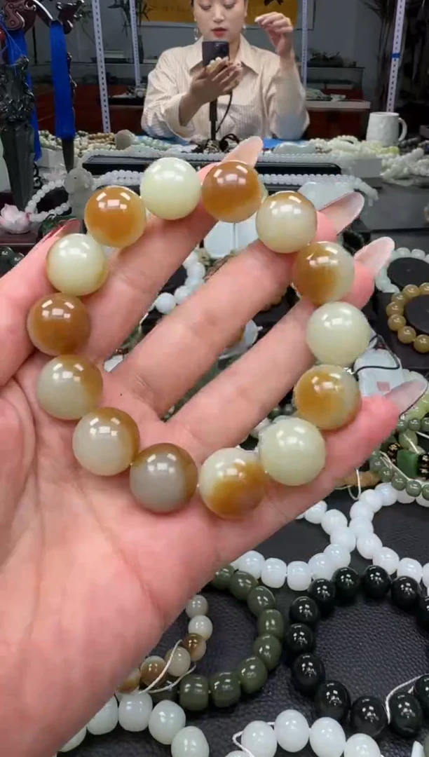 未镶嵌手串和田玉新疆且末金山糖白聚宝盆卡16