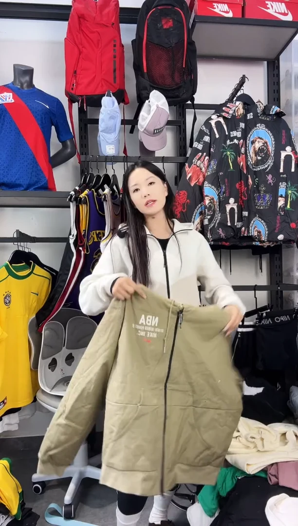 657  ·编码 瑕疵款直播间过款为准 尺码·XL