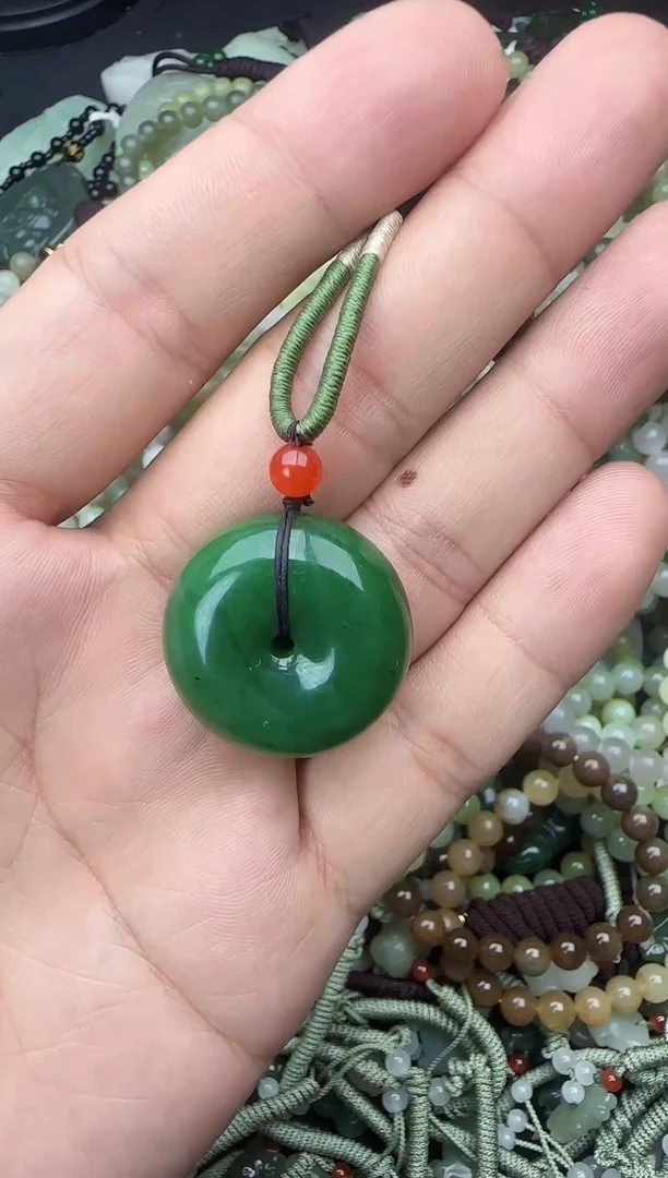 颈饰未镶嵌和田玉拍一发一