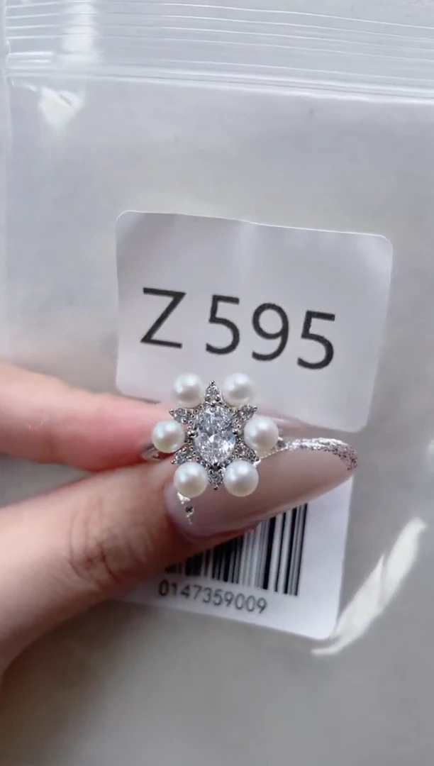 银S925镶嵌淡水珍珠戒指Z595