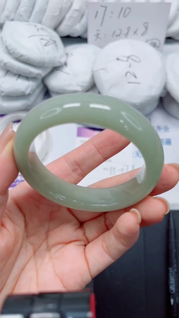 未镶嵌手镯石英质玉229-56