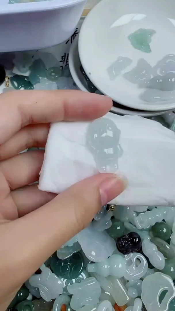 散珠翡翠252号链接，A货翡翠