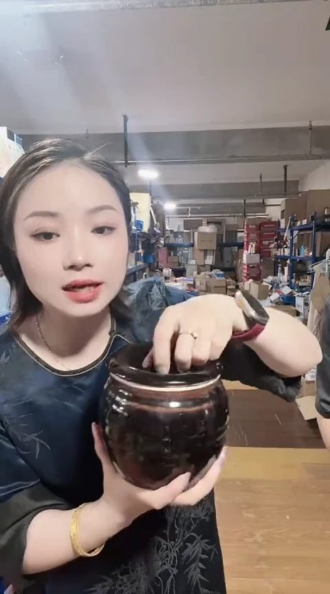 瓷片日本进口家用百货猪油罐B860（新款