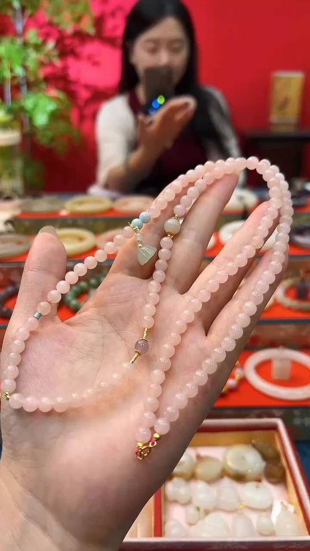 颈饰未镶嵌和田玉藕粉设计款珠链卡6mm