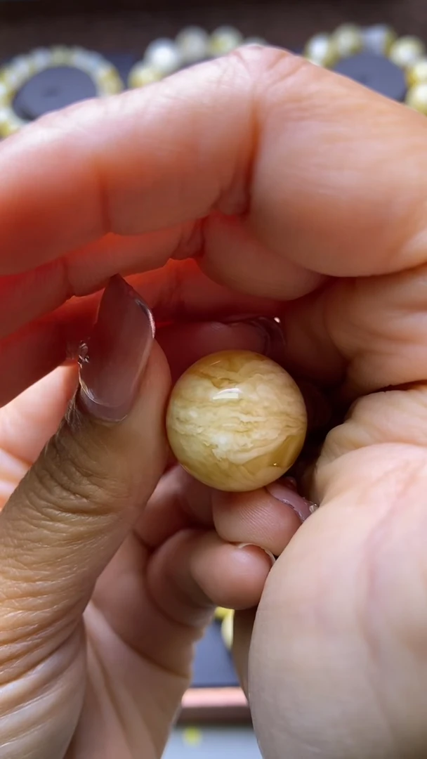 未镶嵌琥珀裸石星筠珠宝67