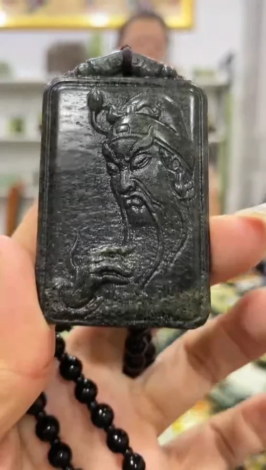 岫玉未镶嵌吊坠