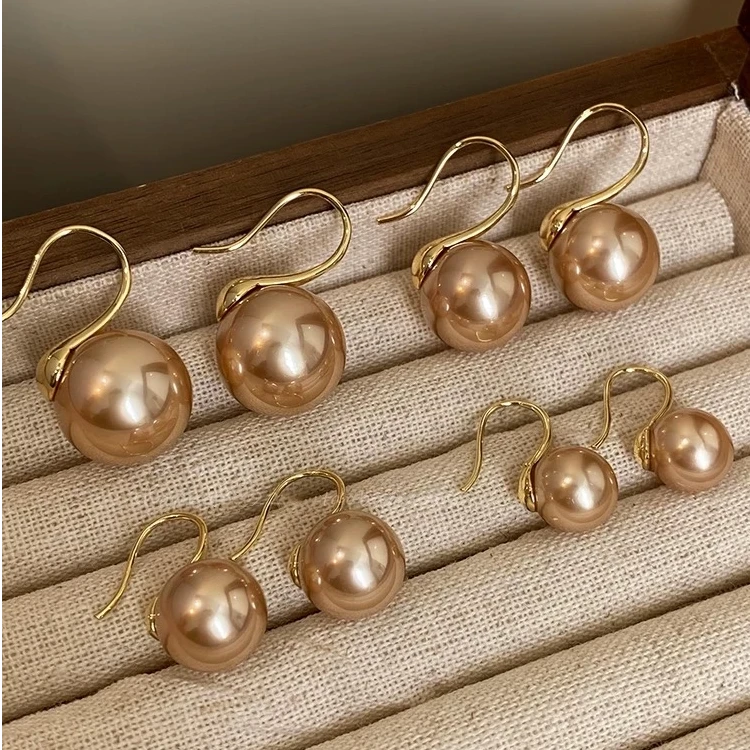 非金属仿珍珠耳饰 香槟色仿珍珠耳环女精致耳饰百搭优雅法式耳钩