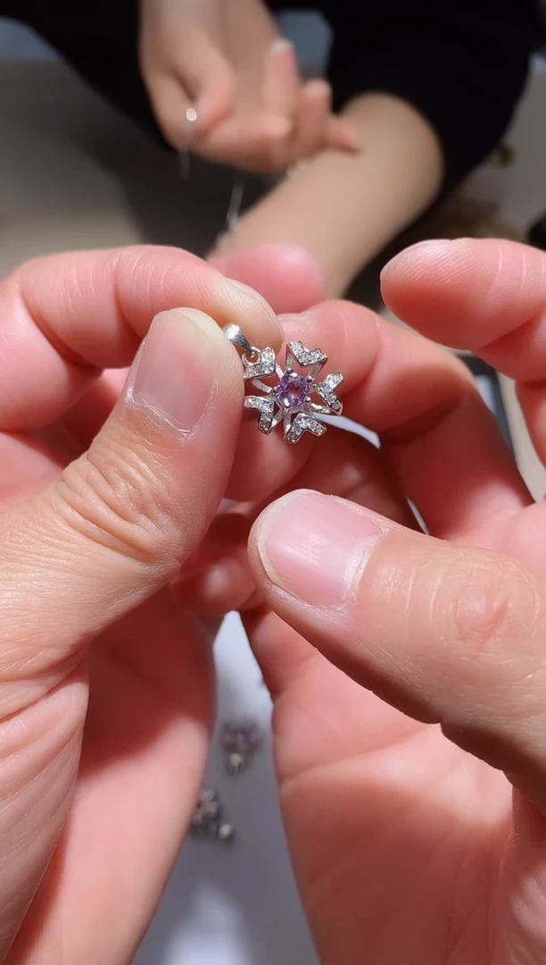 【闪购商品】水晶吊坠(不含链)未镶嵌多样性发其一【21】