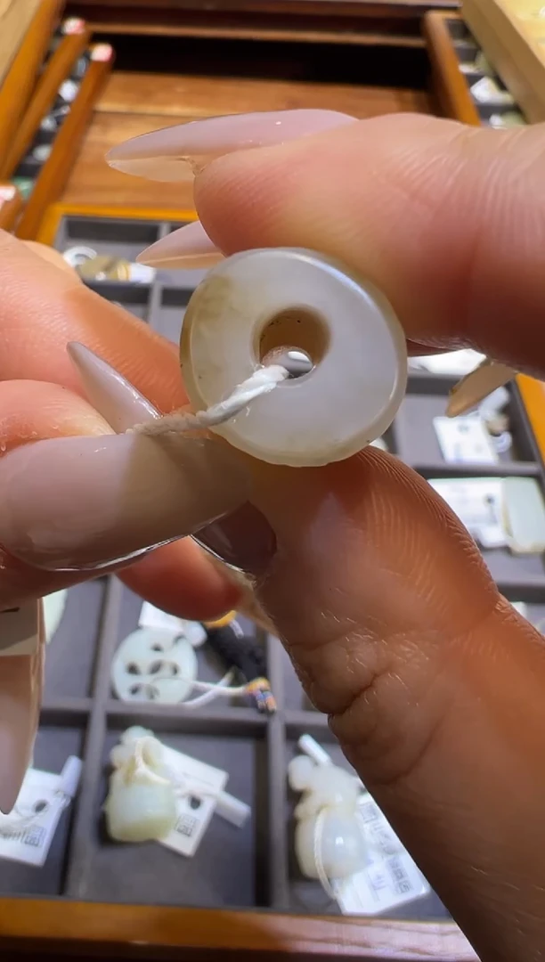 金洪**狮玉88888888888888