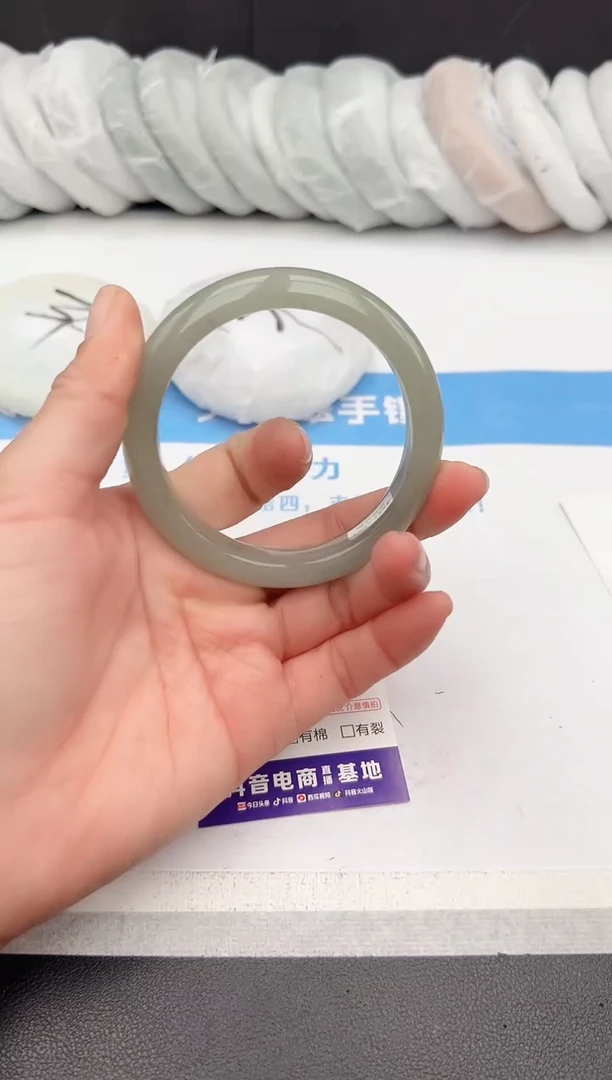 【闪购商品】石英质玉手镯未镶嵌z30-DC58.8