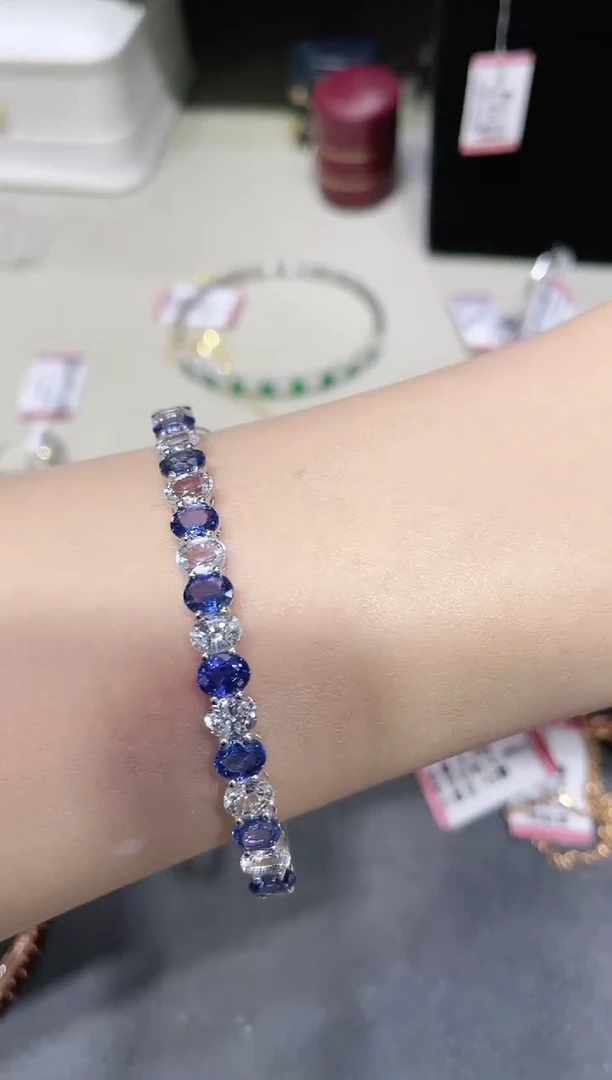 【闪购商品】蓝宝石手镯18K金镶嵌·