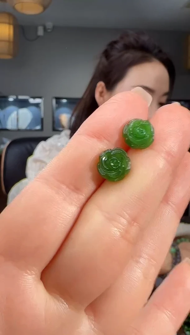 银S925镶嵌和田玉耳饰1