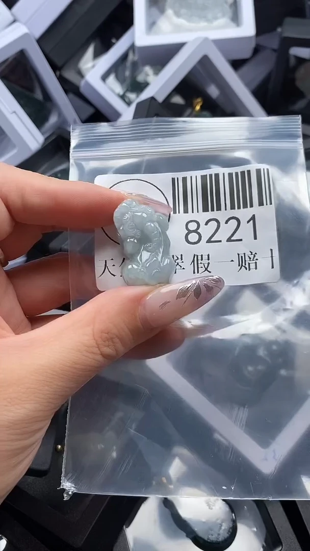 吊坠(不含链)未镶嵌翡翠8221