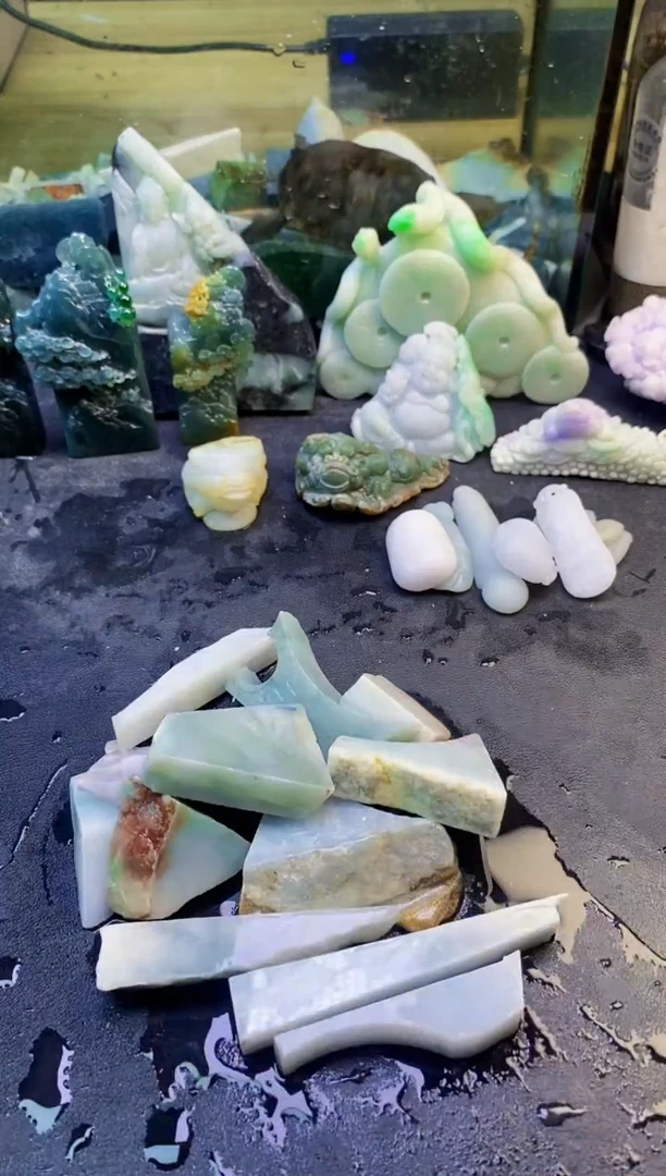 翡翠挂件未镶嵌062