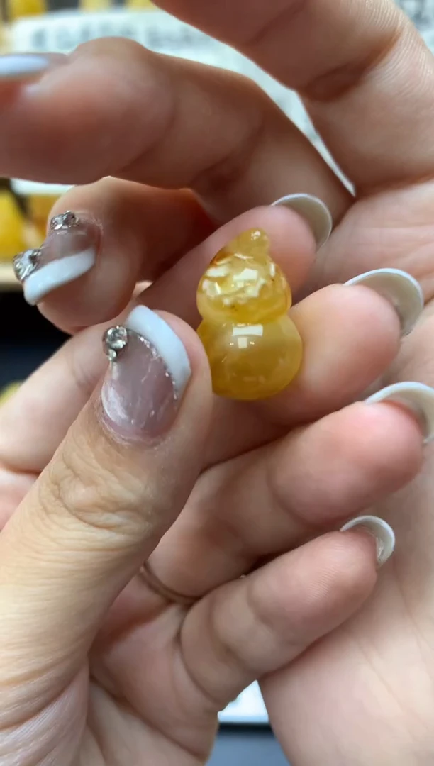 琥珀未镶嵌珠宝奇石100琥珀蜜蜡微瑕