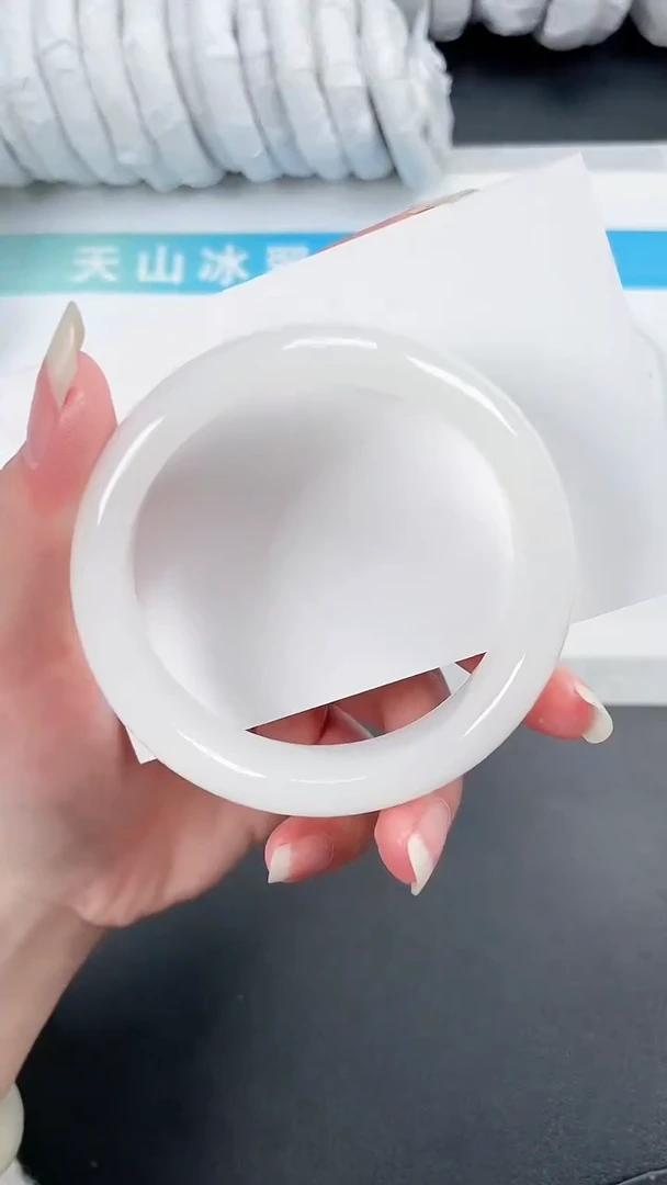 【闪购商品】石英质玉手镯未镶嵌337-58.2