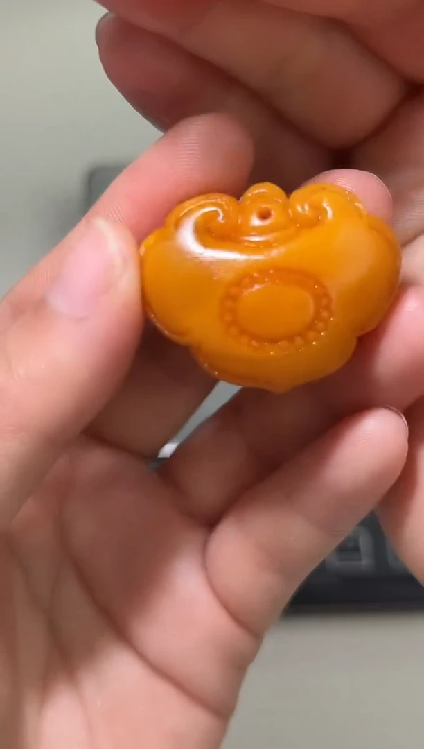 裸石琥珀未镶嵌琥珀蜜蜡吊坠