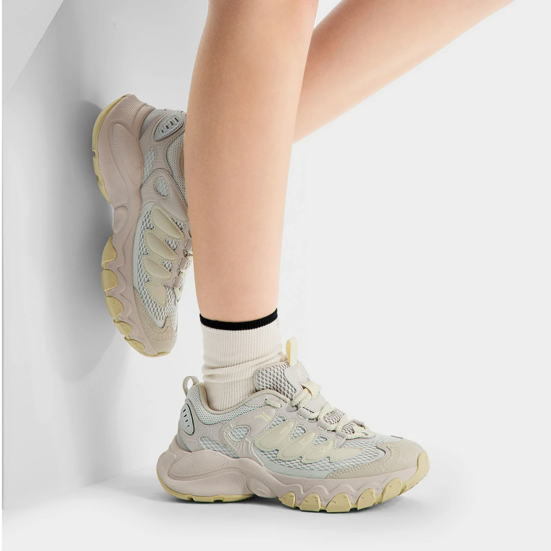 Fila/斐乐新款女士【蘑菇鞋】百搭复古舒适运动老爹鞋F12W521112F