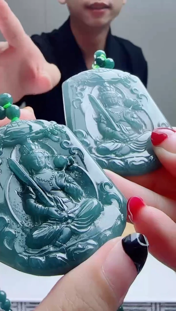 颈饰未镶嵌翡翠天然A货翡翠  多样性发其一