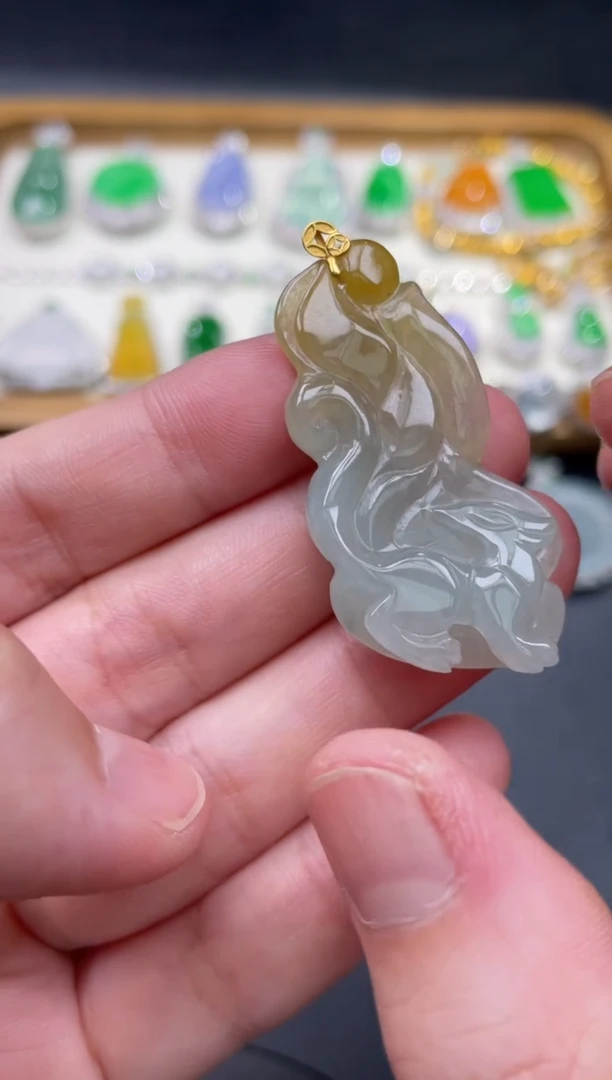 【闪购商品】翡翠颈饰18K金镶嵌87.........