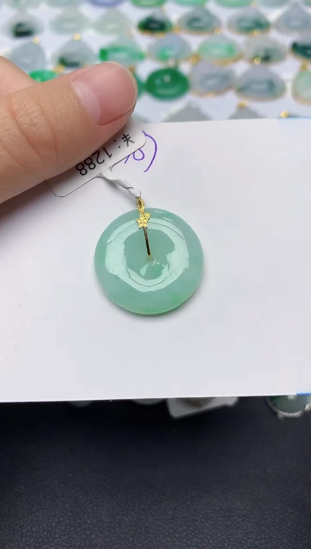 颈饰18K金镶嵌翡翠天然缅甸A货翡翠百元以上9元证书费自理