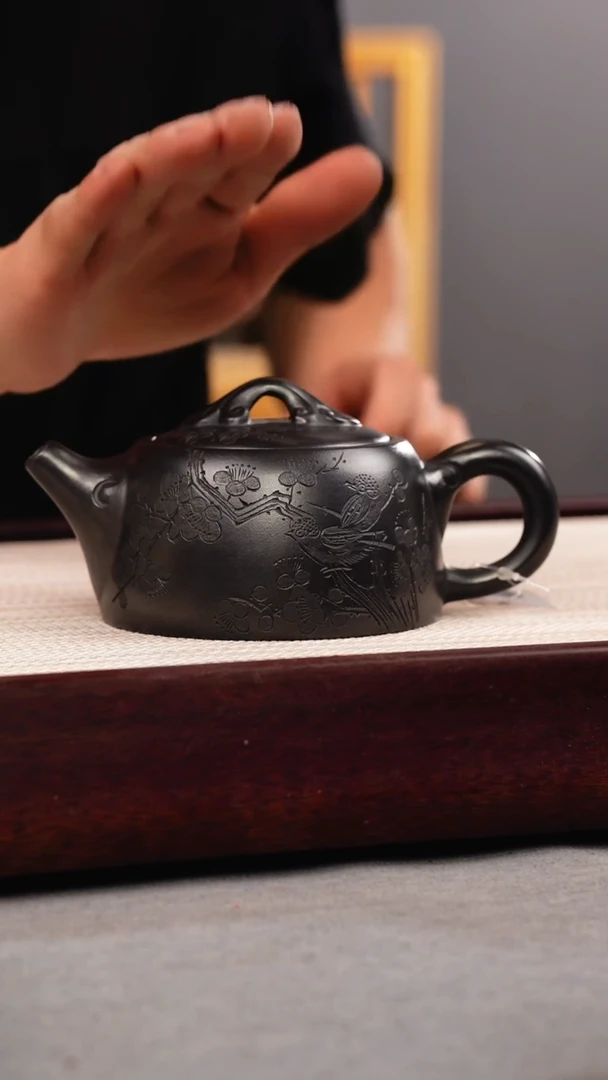 茶壶紫砂石黄 如意井栏 刻梅