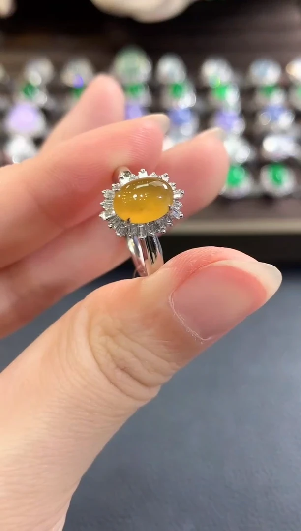 18K金镶嵌戒指翡翠d87.