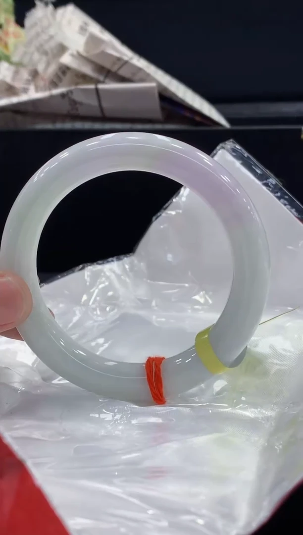 未镶嵌手镯翡翠翡翠手镯