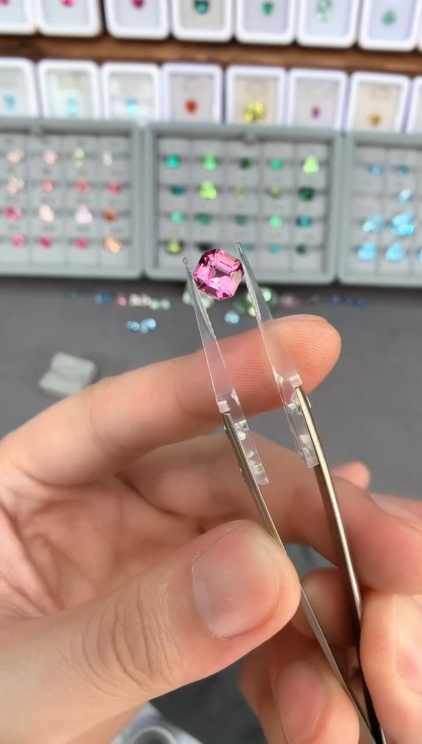 【闪购商品】定制碧玺裸石未镶嵌1.73ct