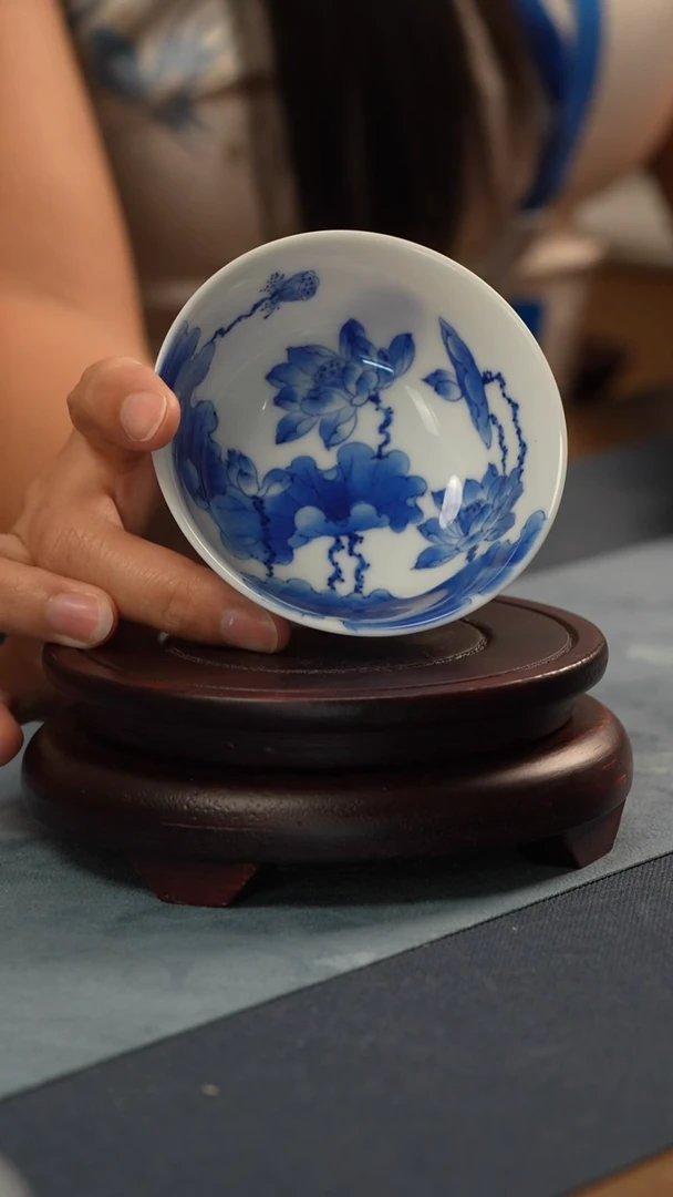 杯子非遗-王老师-内绘青花主人杯