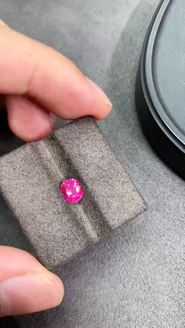裸石尖晶石a-557 1.04ct nmy 超绝 送吉尔得
