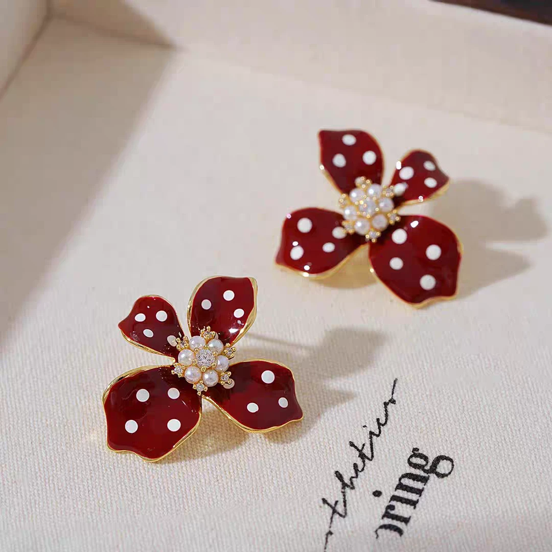 铜合金耳饰 气质轻奢百搭简约简约优雅精致网红设计师耳环F3121