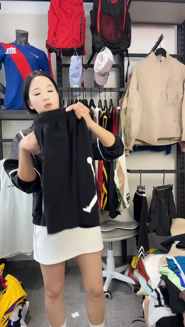 709编码 瑕疵款直播间过款为准 尺码M